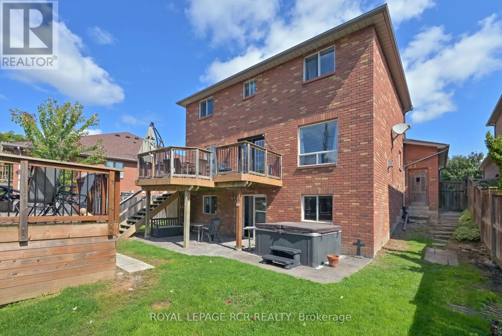 22 COBURN CRESCENT