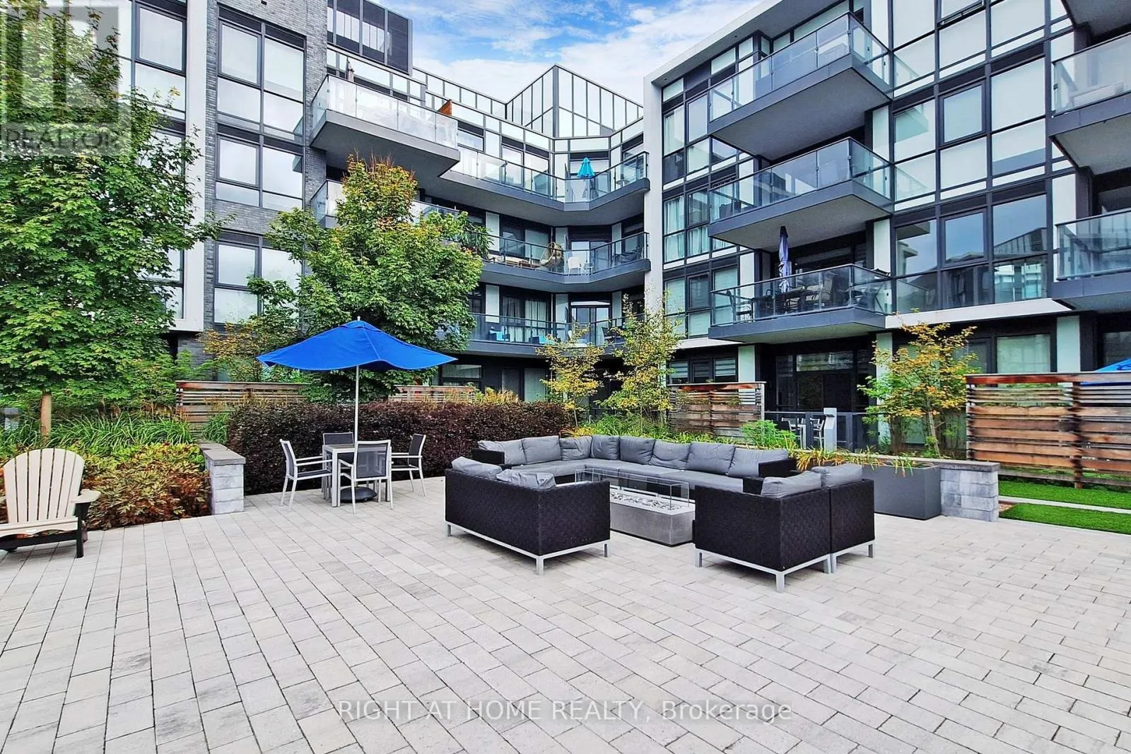 123 - 375 SEA RAY AVENUE