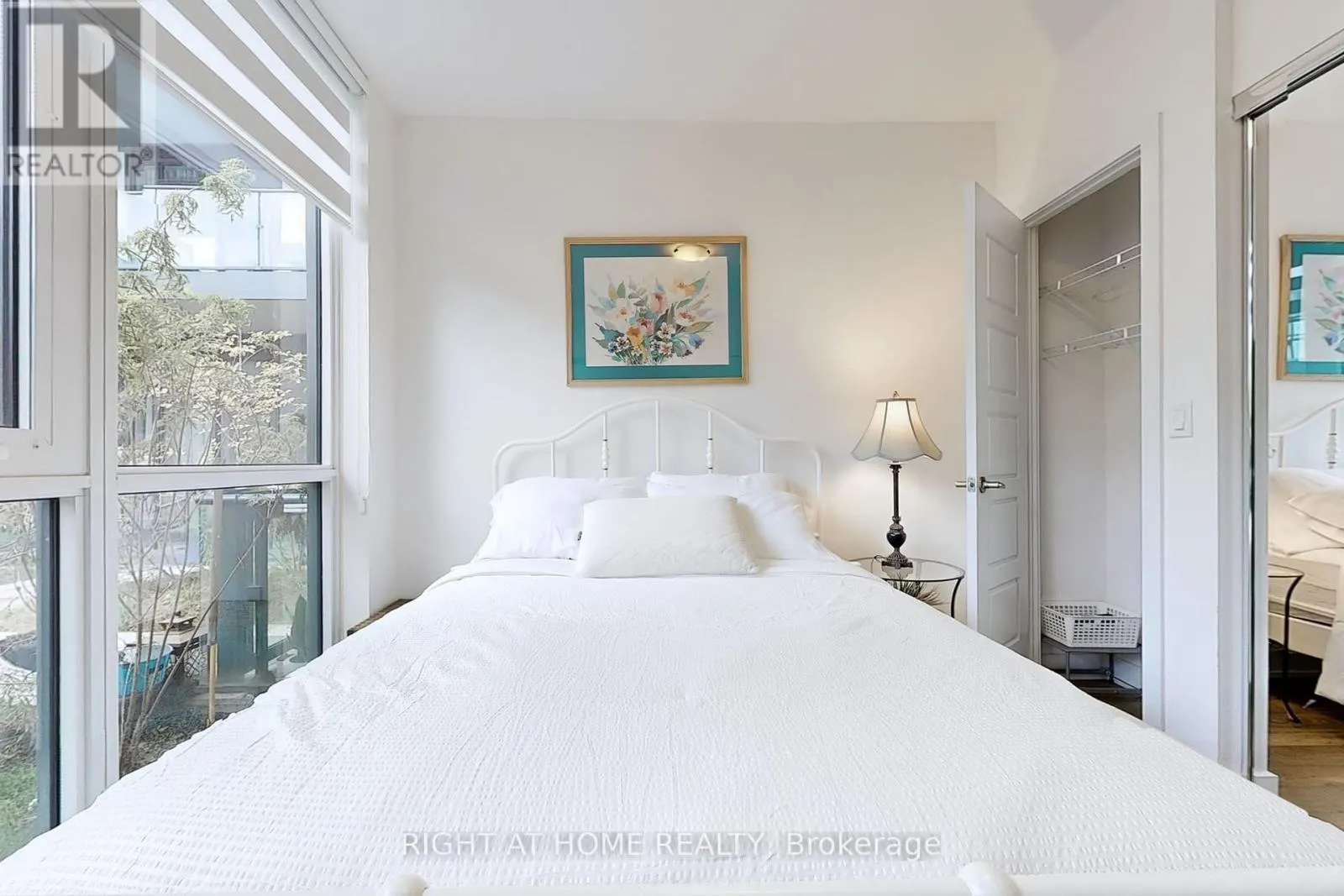 123 - 375 SEA RAY AVENUE