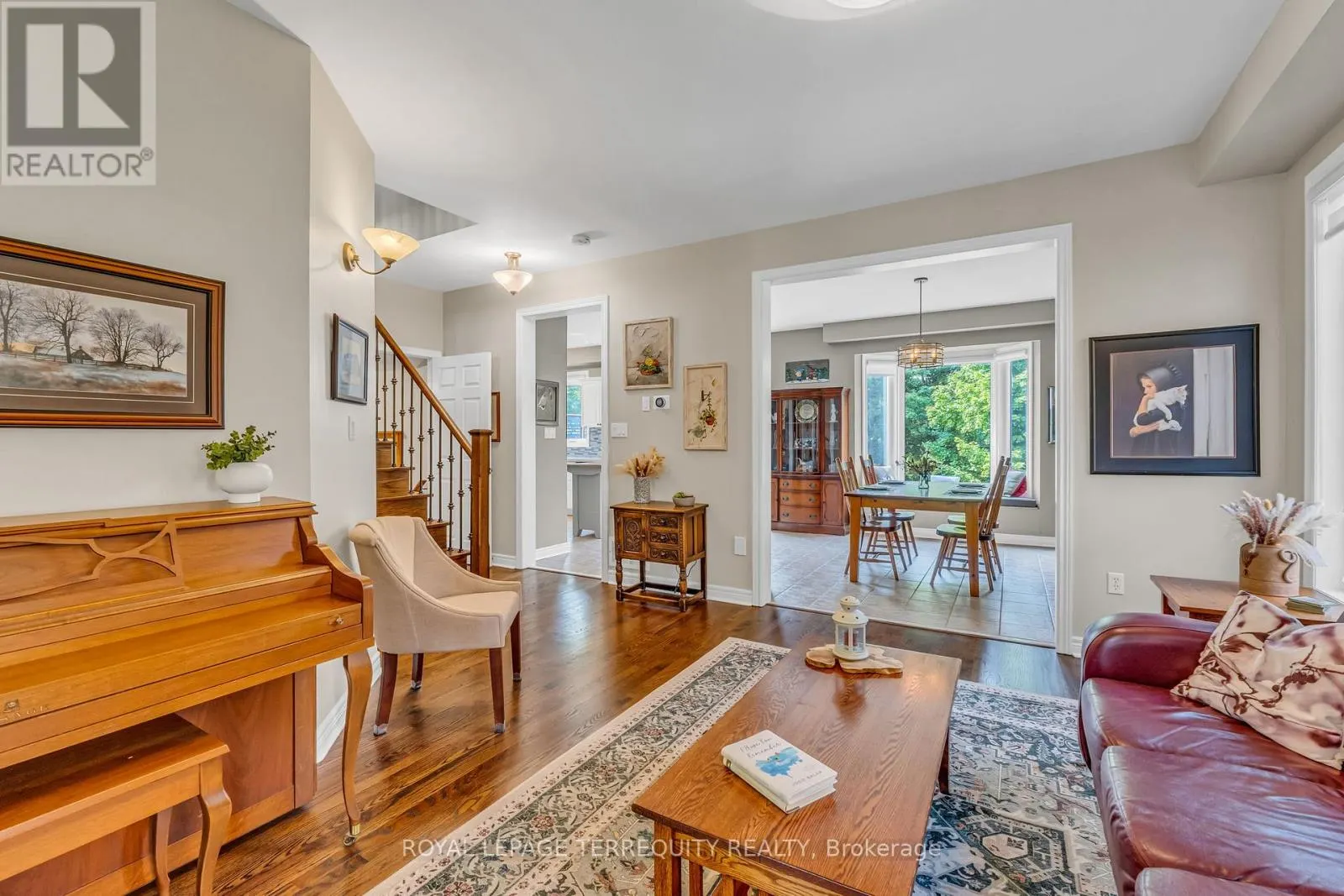 22 WILLARD HUNT COURT