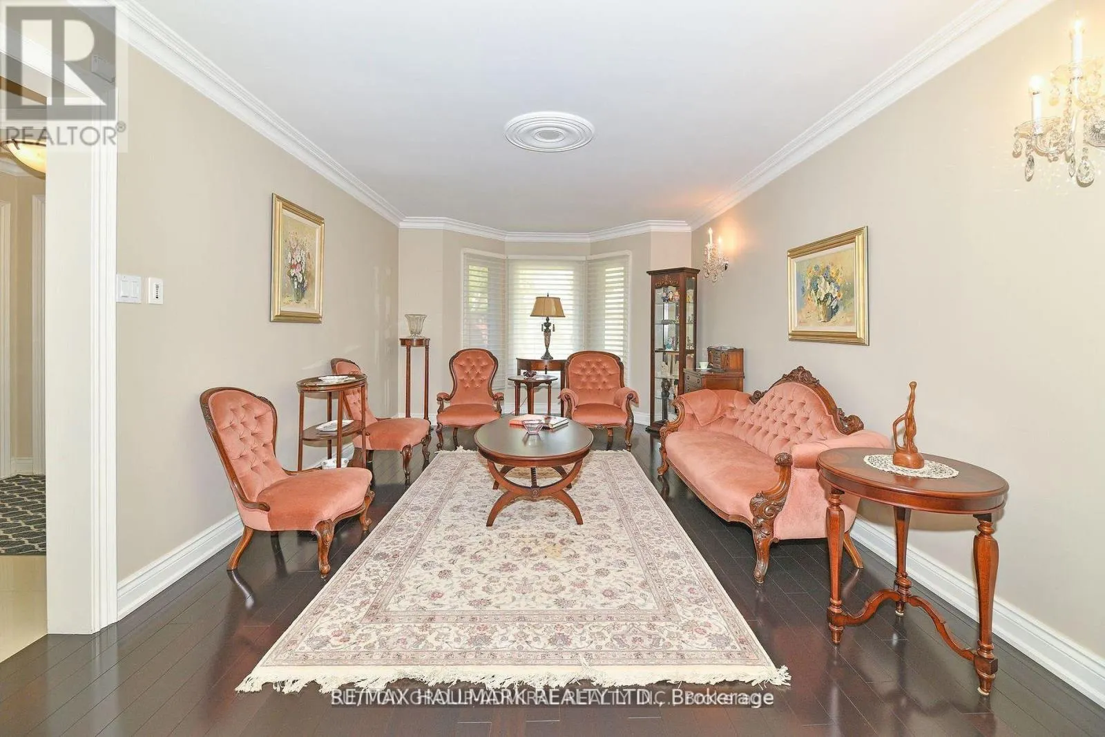 25 GRENADIER CRESCENT