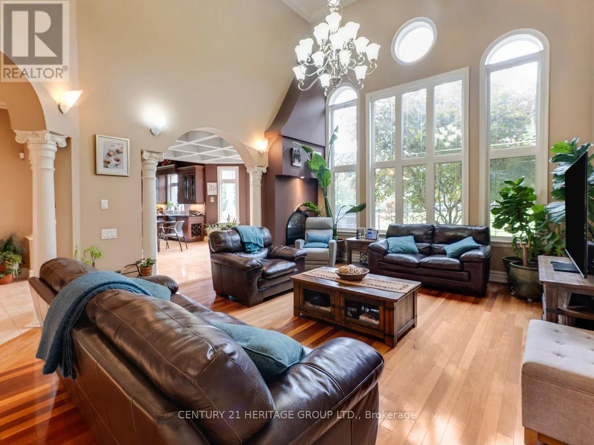 12 PRINCE ADAM COURT