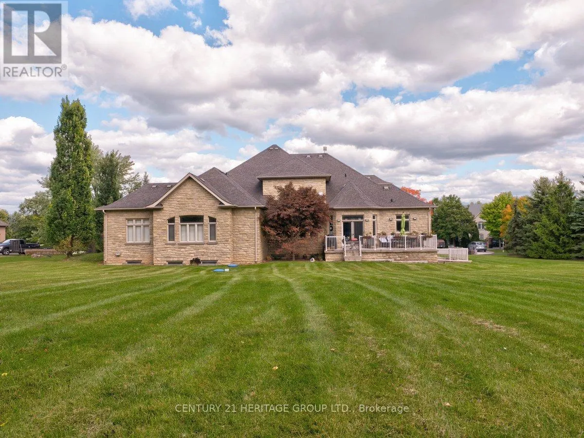 12 PRINCE ADAM COURT