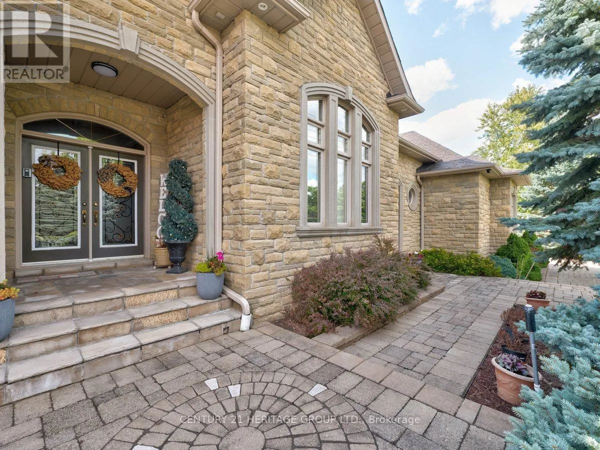 12 PRINCE ADAM COURT