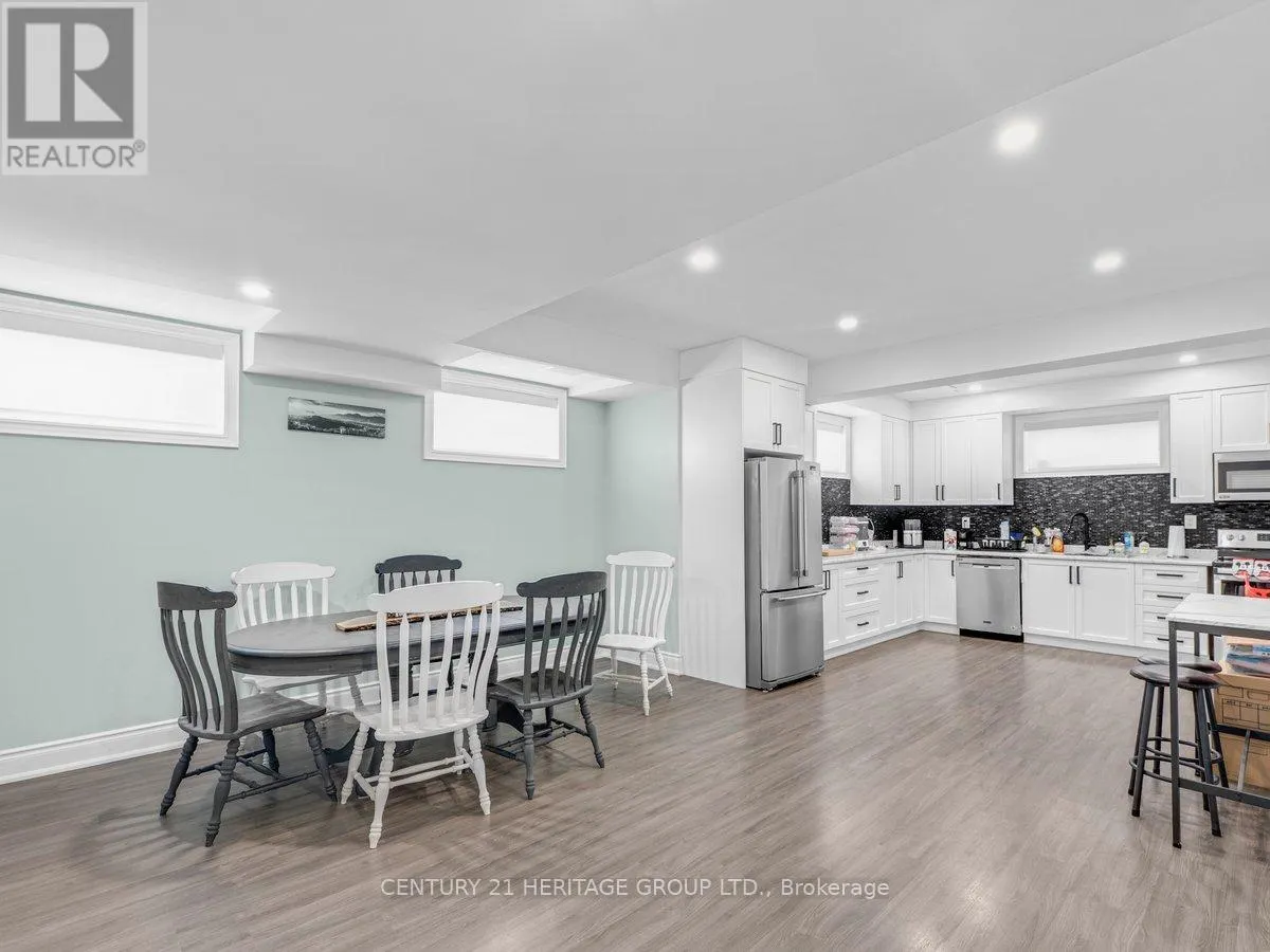 12 PRINCE ADAM COURT