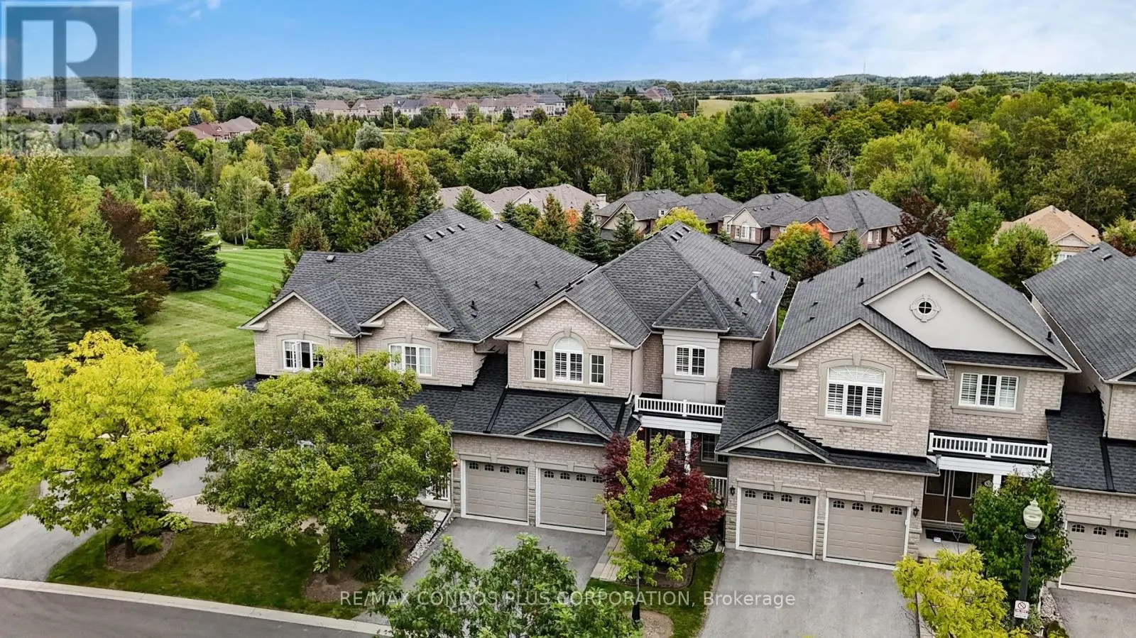 81 STONECLIFFE CRESCENT