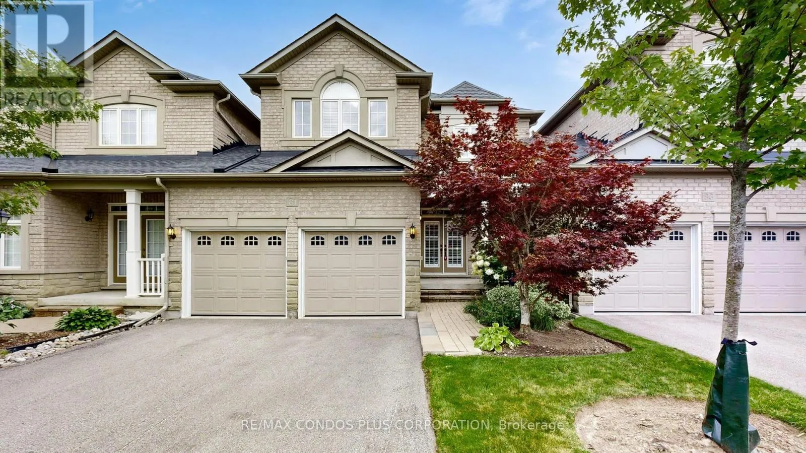 81 STONECLIFFE CRESCENT