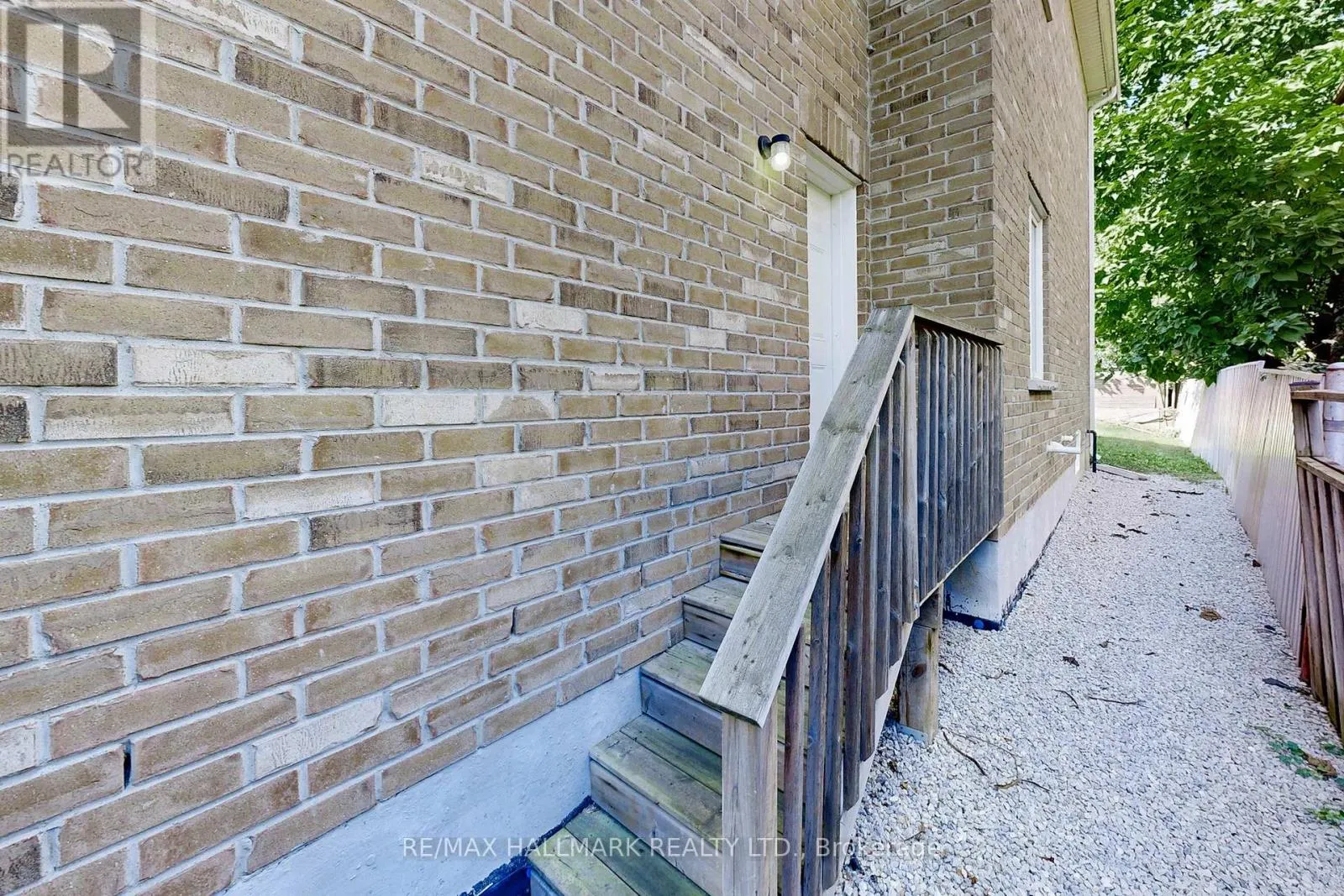 138 OLDE BAYVIEW AVENUE