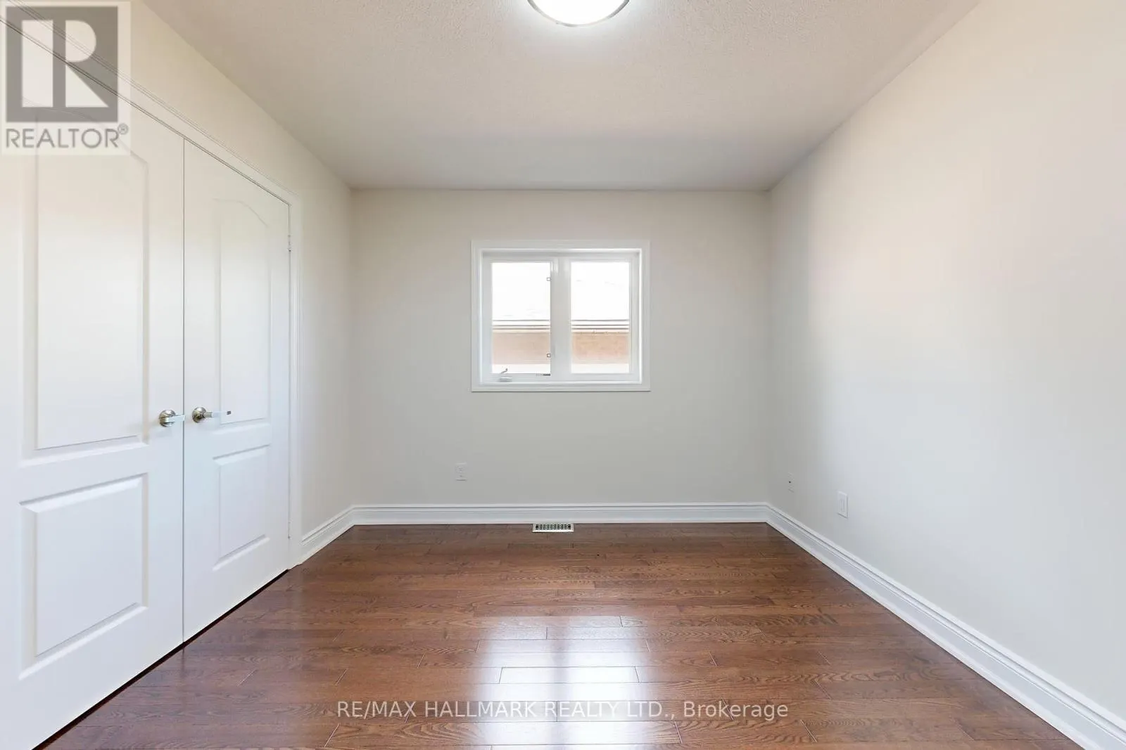138 OLDE BAYVIEW AVENUE