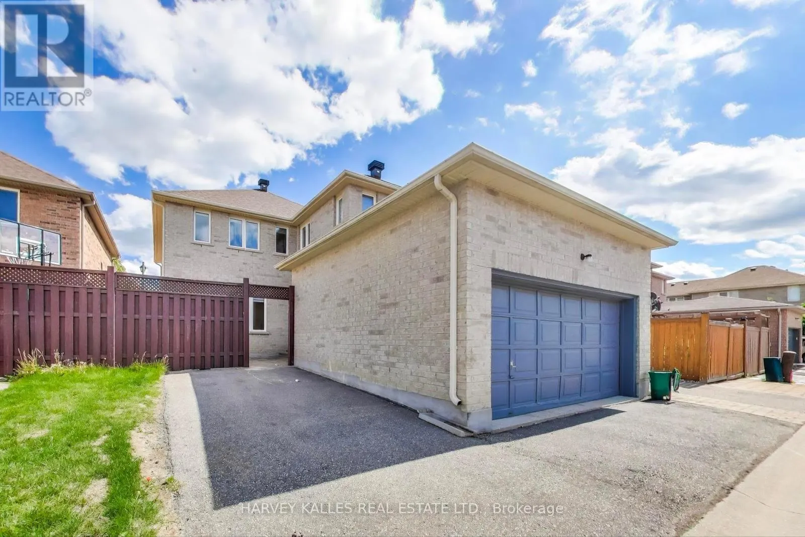 802 CORNELL ROUGE BOULEVARD
