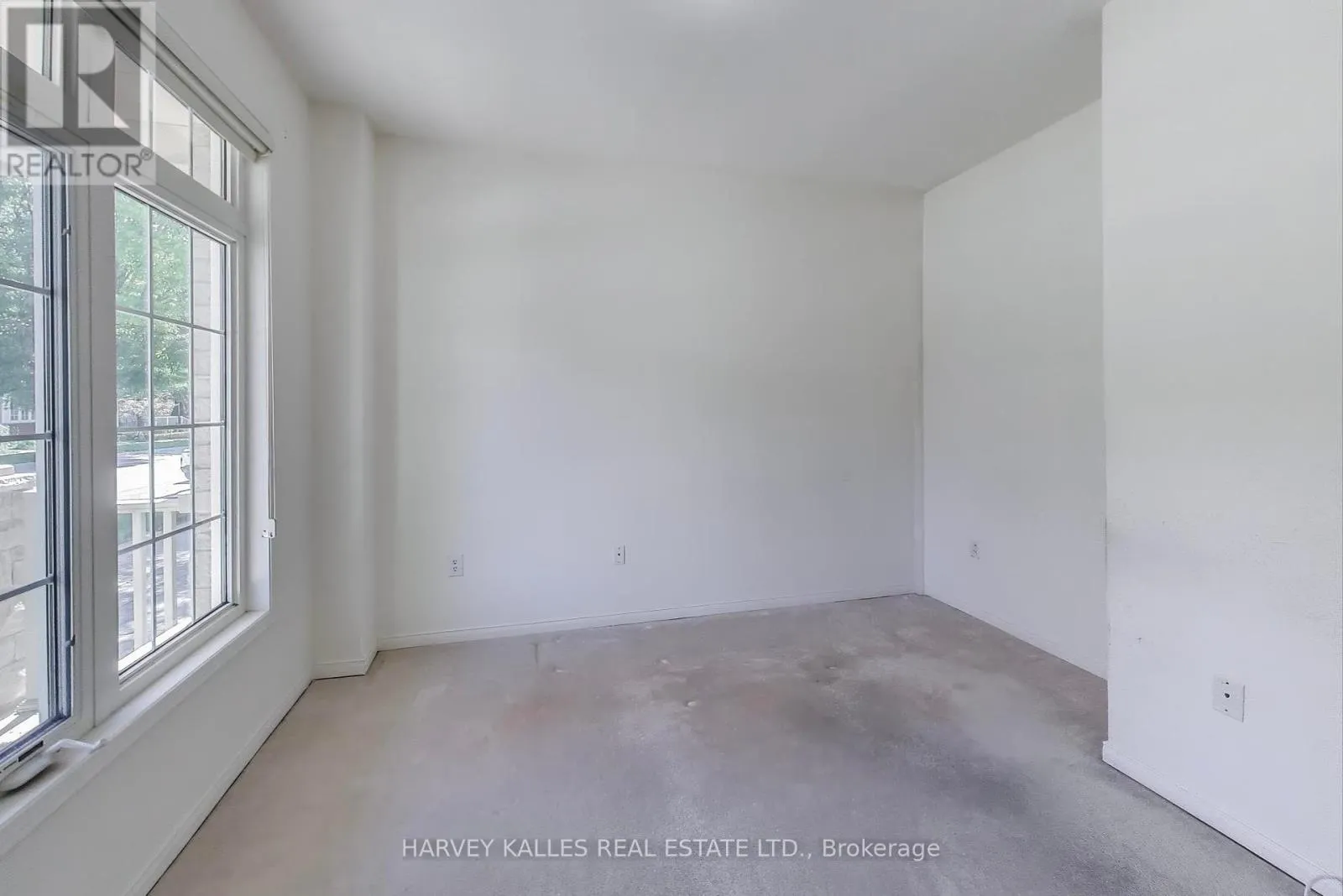 802 CORNELL ROUGE BOULEVARD