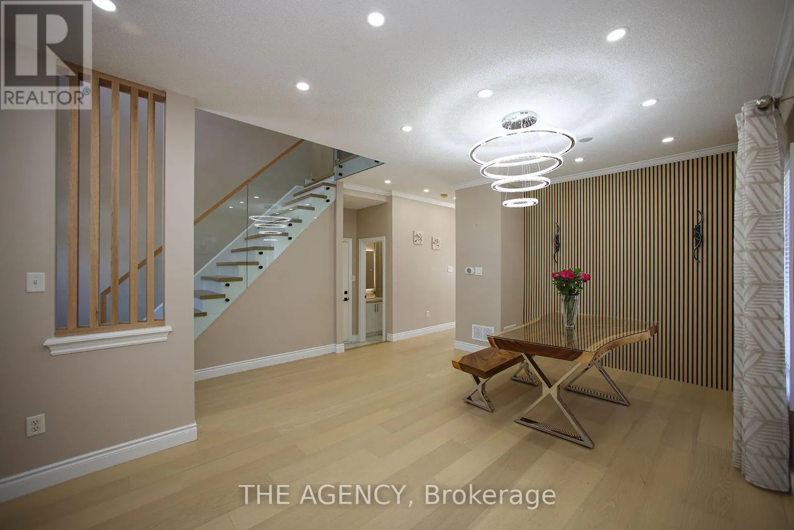 88 GLENDOWER CRESCENT