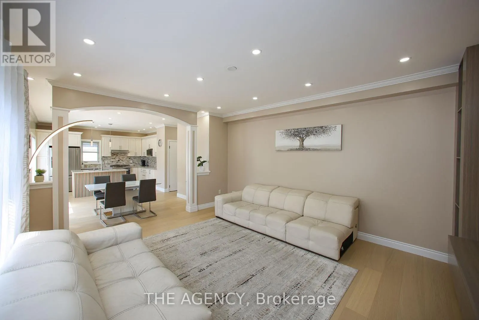 88 GLENDOWER CRESCENT