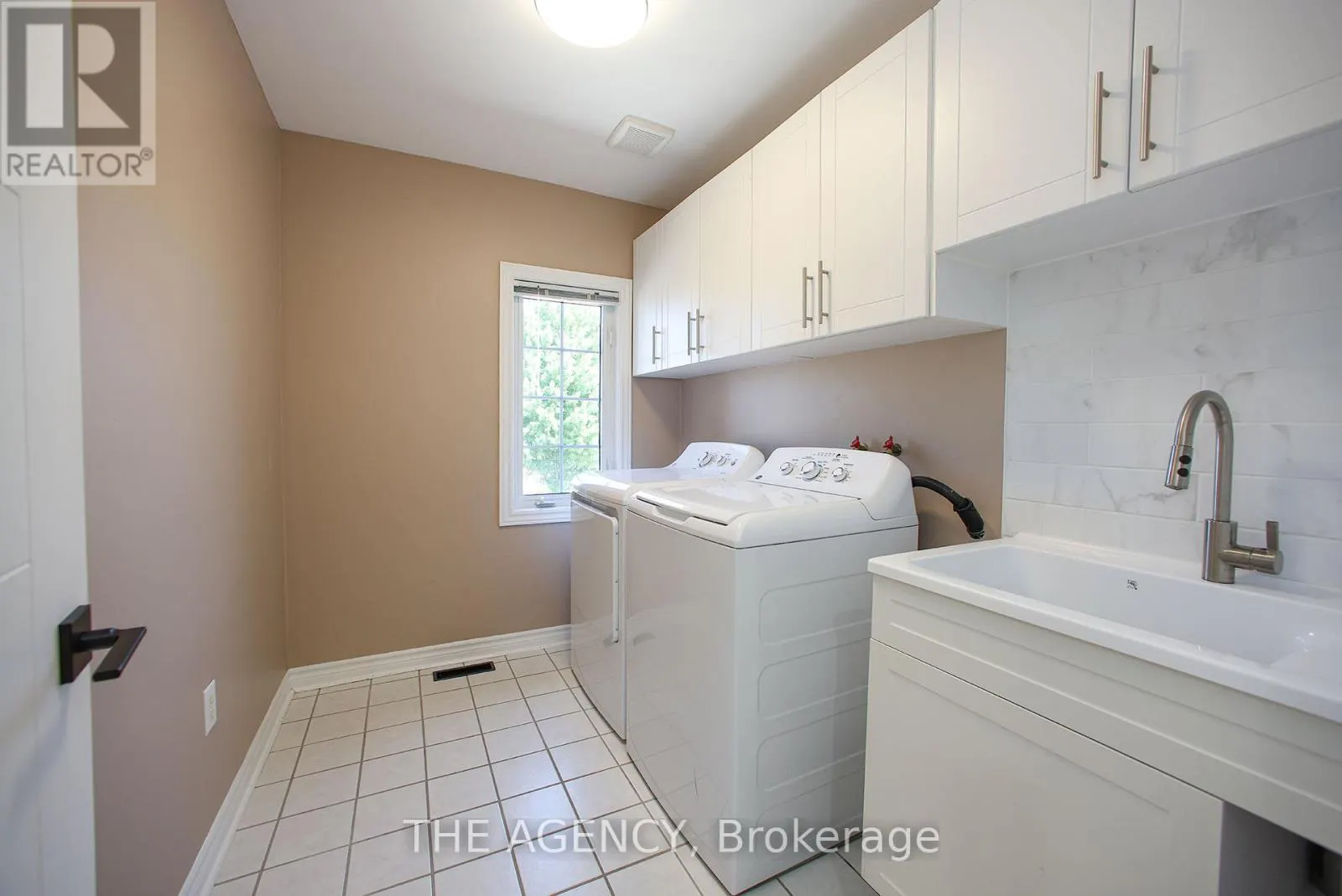 88 GLENDOWER CRESCENT