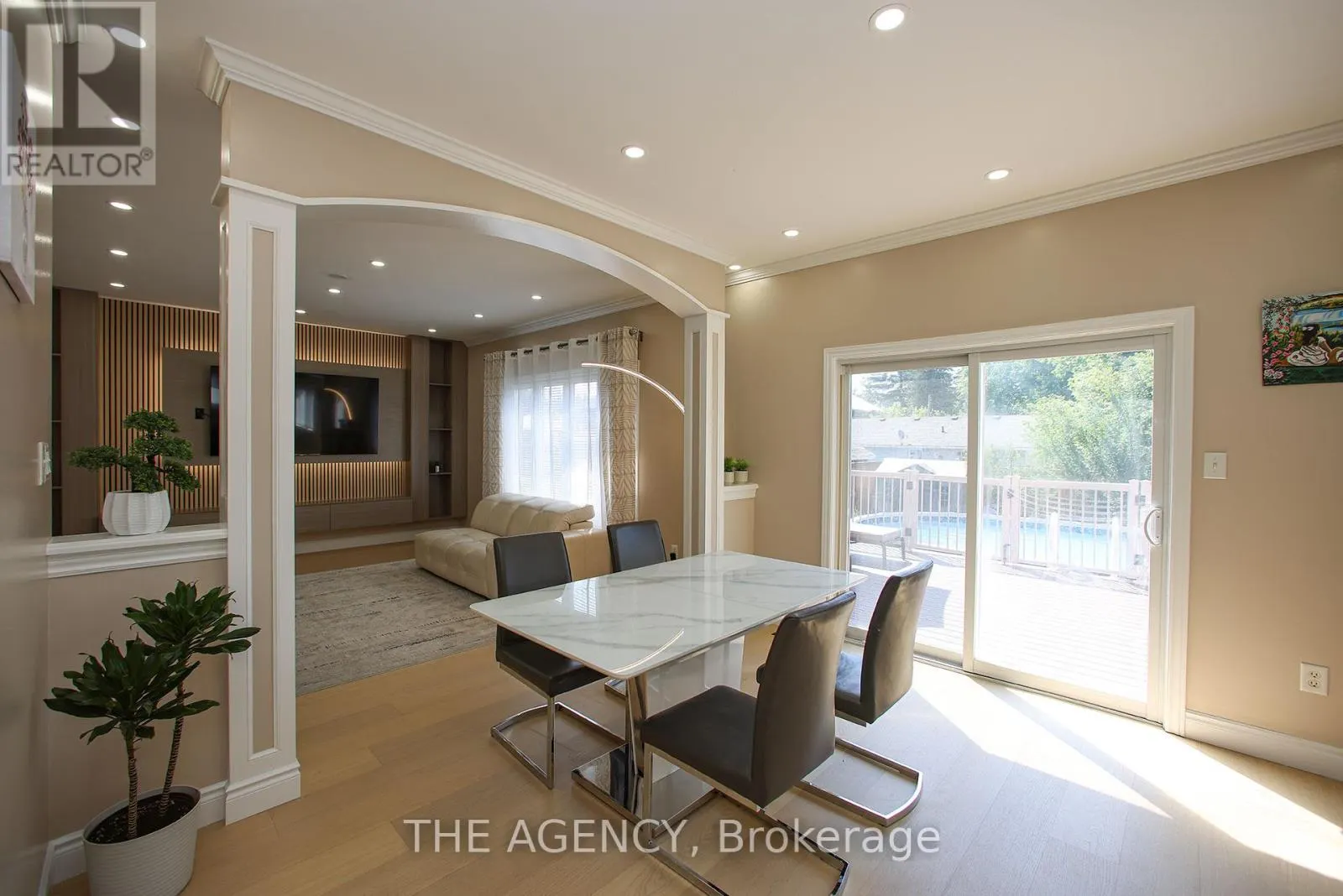88 GLENDOWER CRESCENT