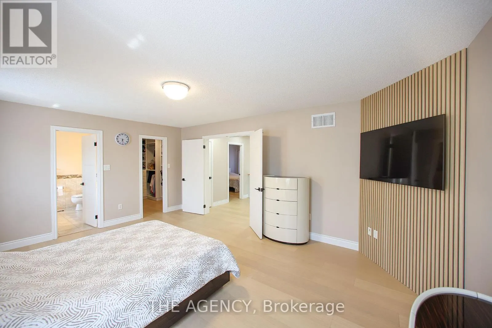 88 GLENDOWER CRESCENT