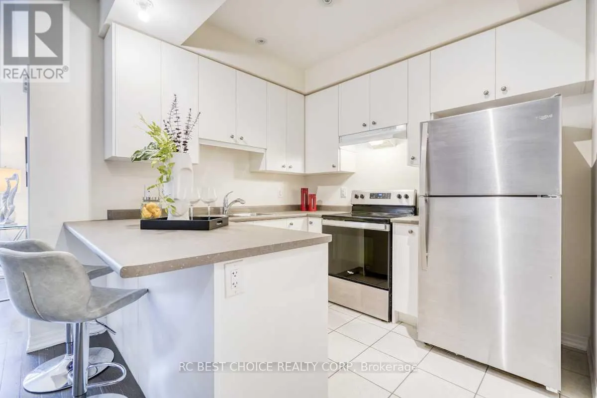 24 DELANO WAY