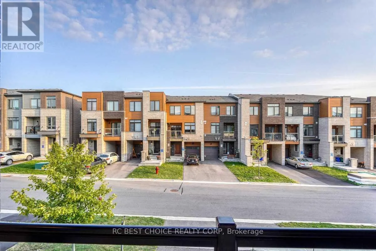 24 DELANO WAY