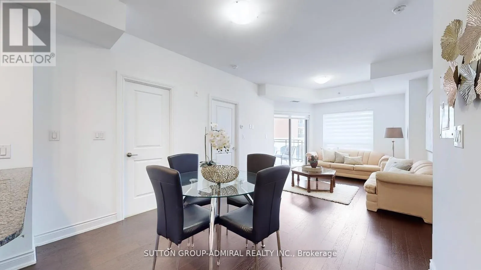 86 WOODBRIDGE AVENUE