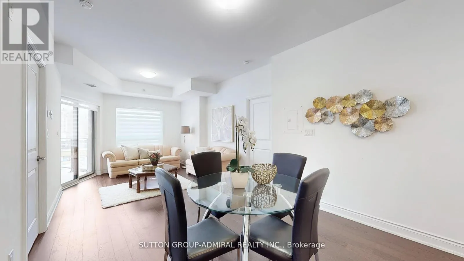 86 WOODBRIDGE AVENUE
