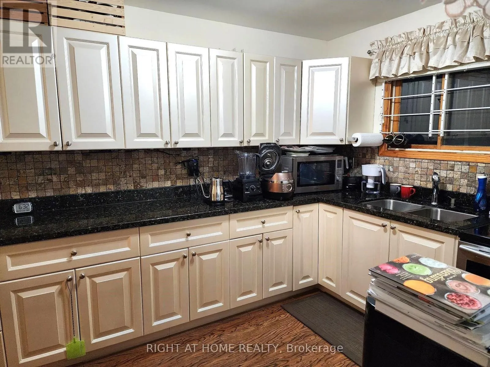 23565 LAKE RIDGE ROAD