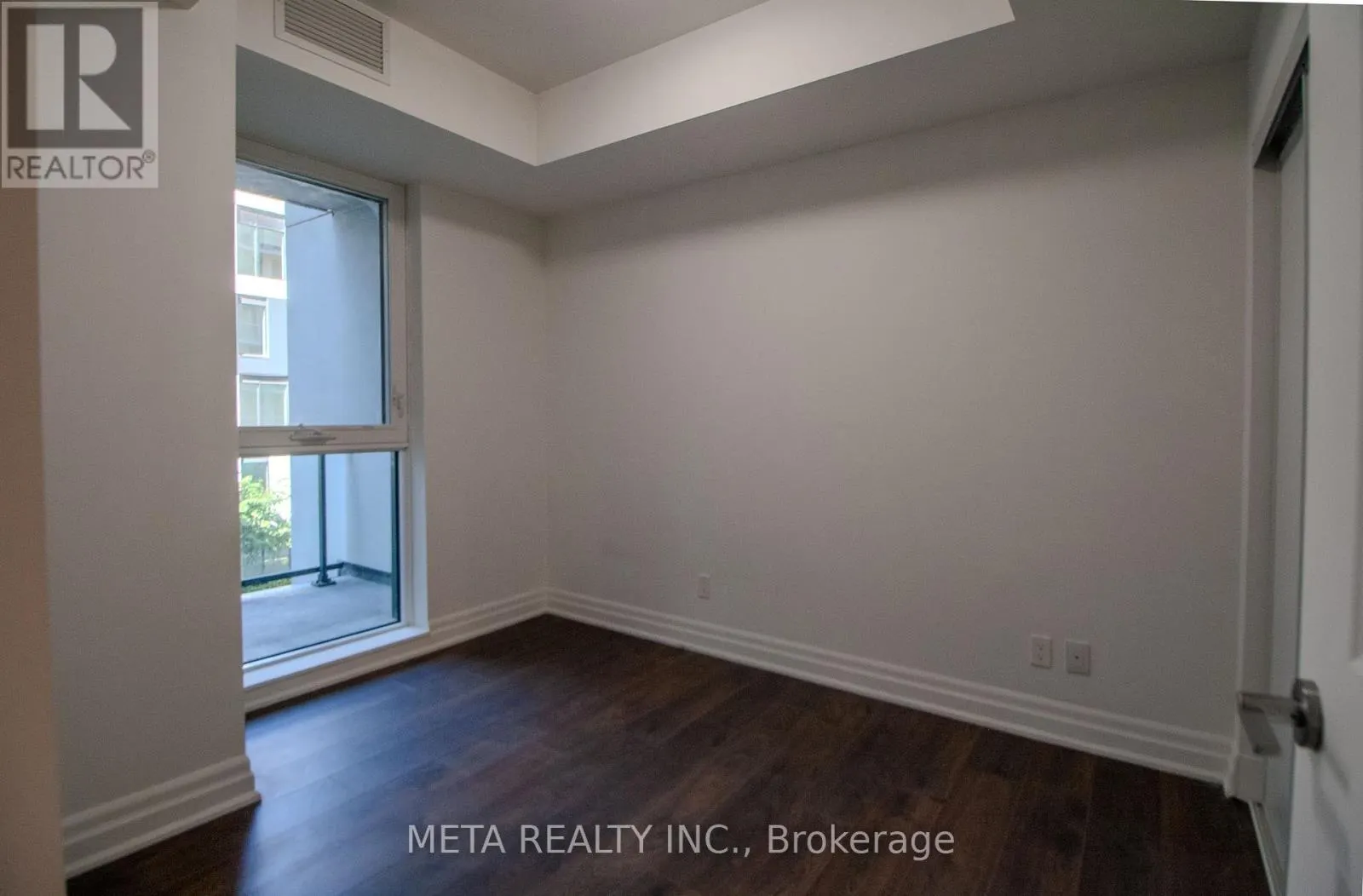 701 - 10 ROUGE VALLEY DRIVE W