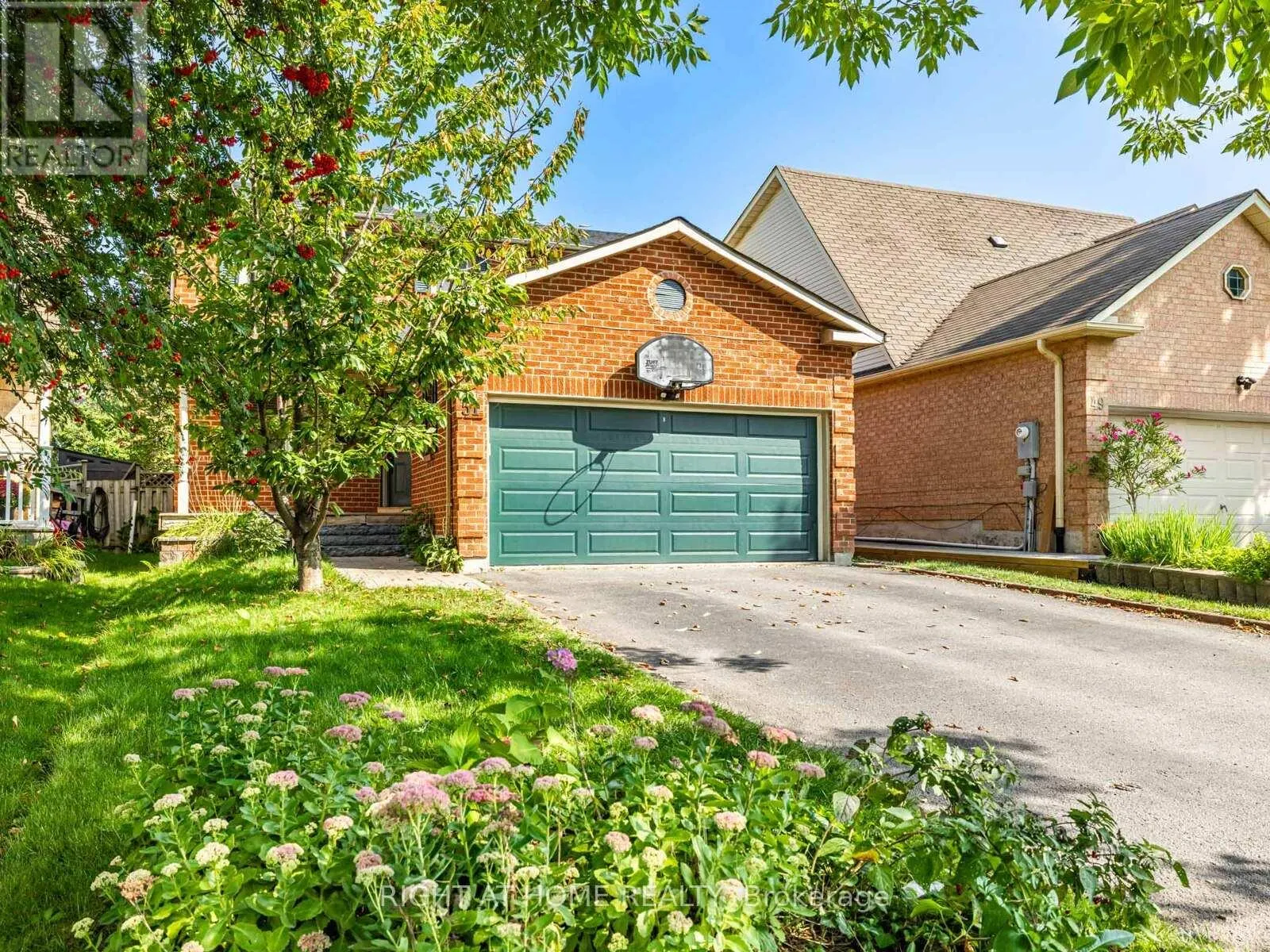 51 MOORCREST DRIVE
