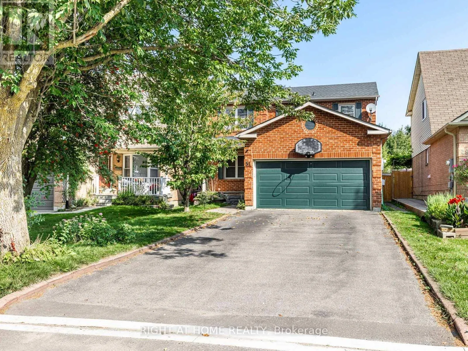 51 MOORCREST DRIVE