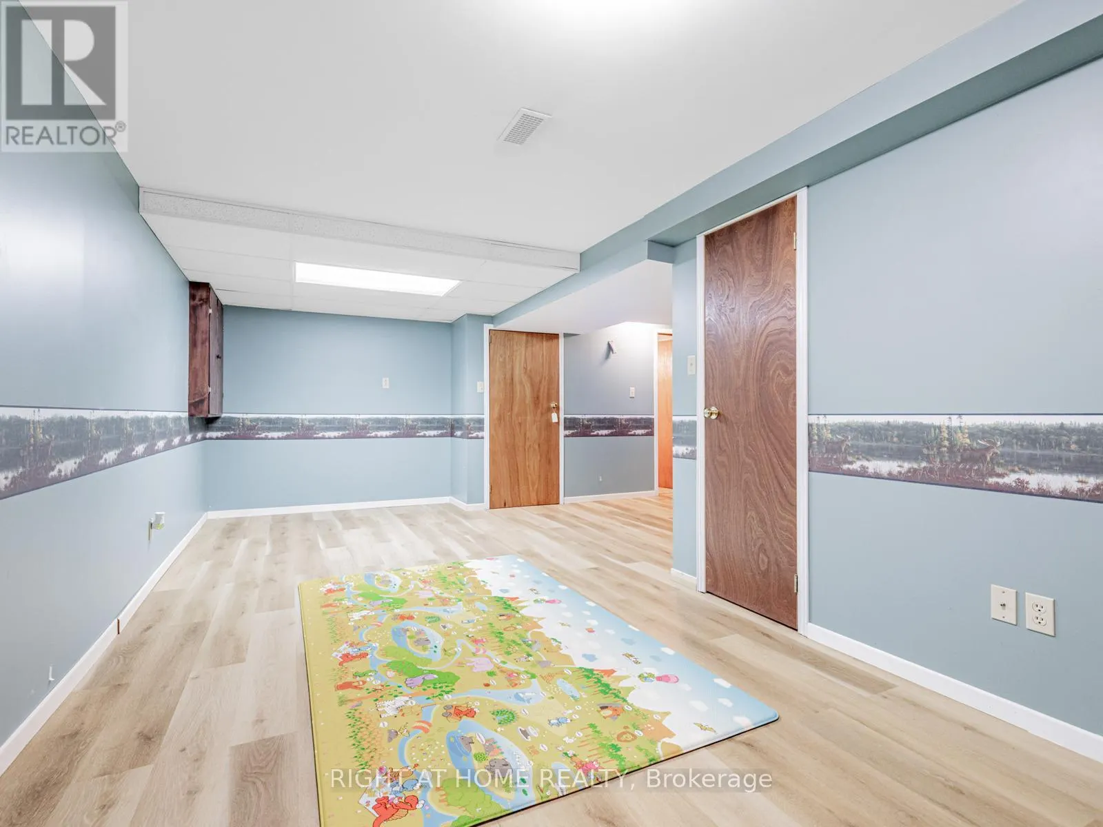 51 MOORCREST DRIVE