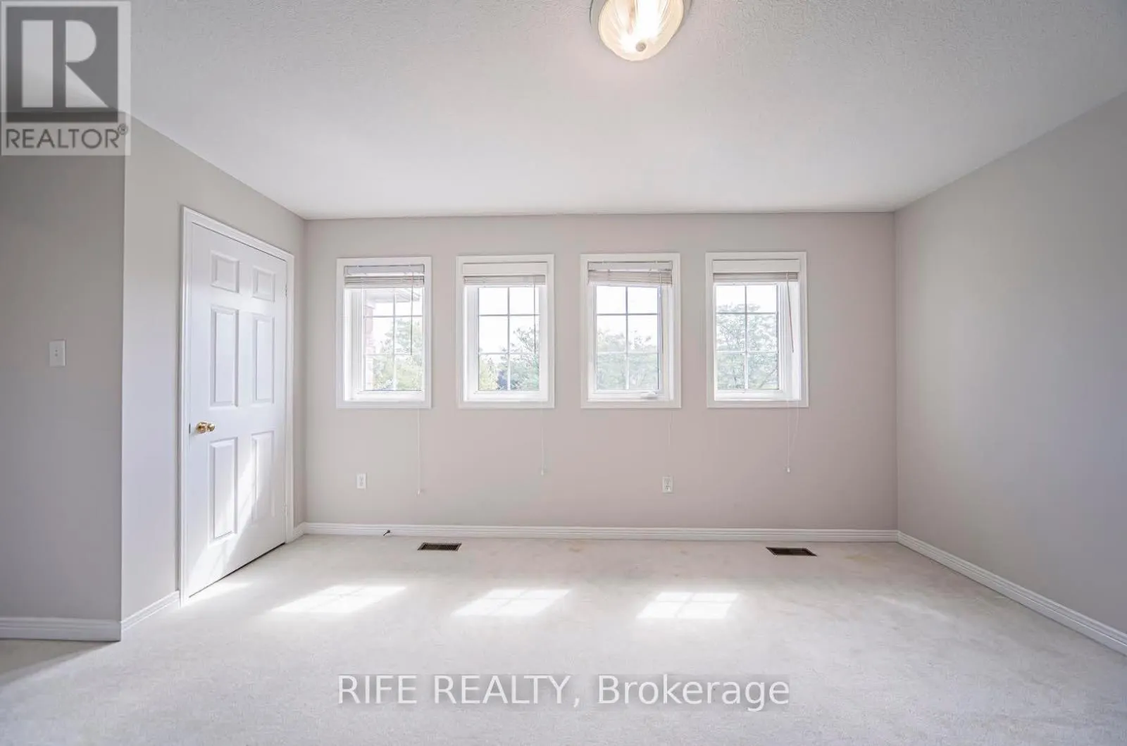 37 BURNDENFORD CRESCENT