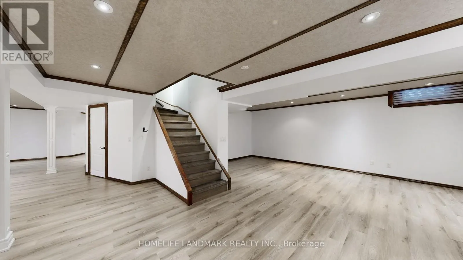 14 CASSON PLACE