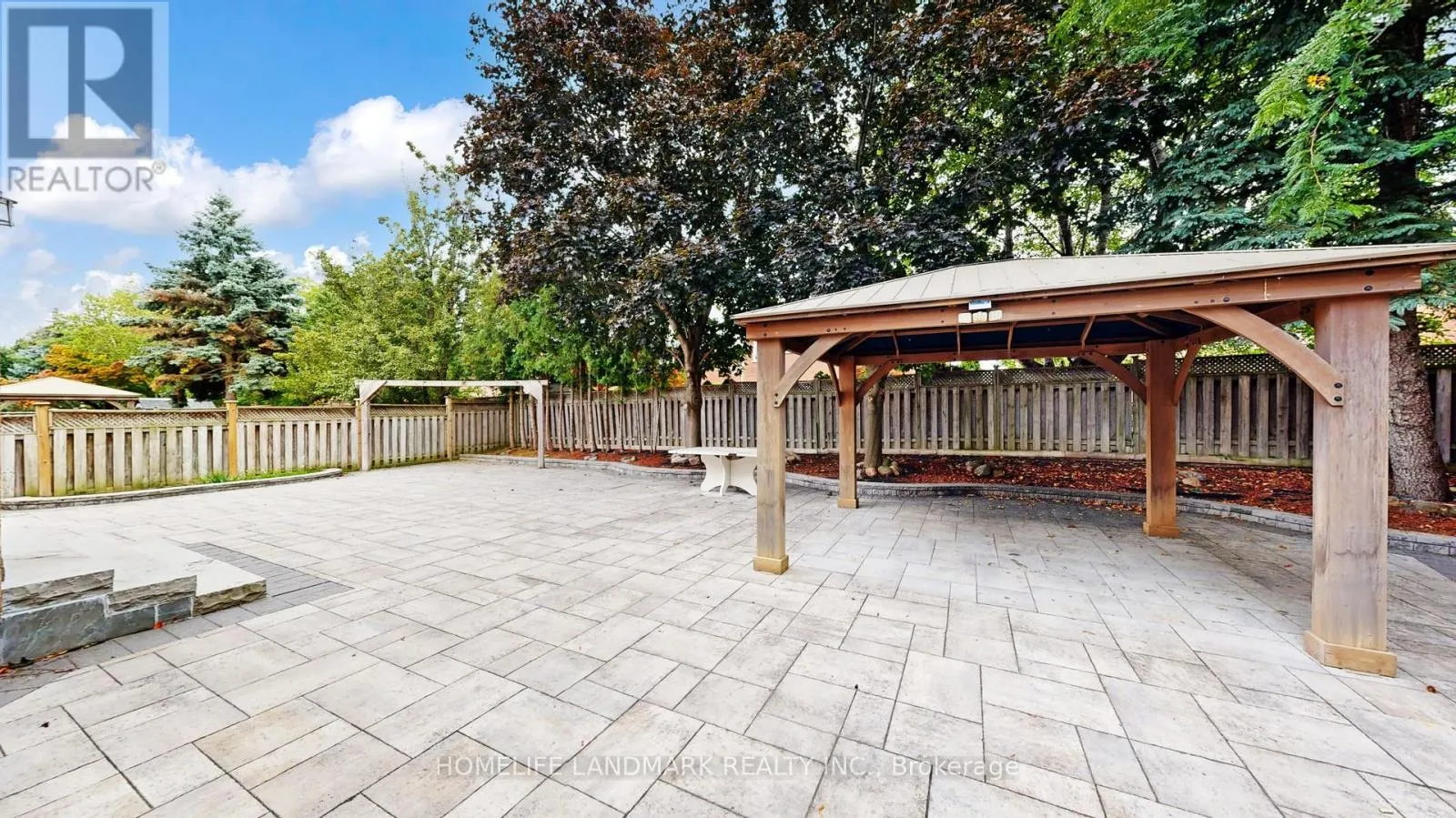 14 CASSON PLACE