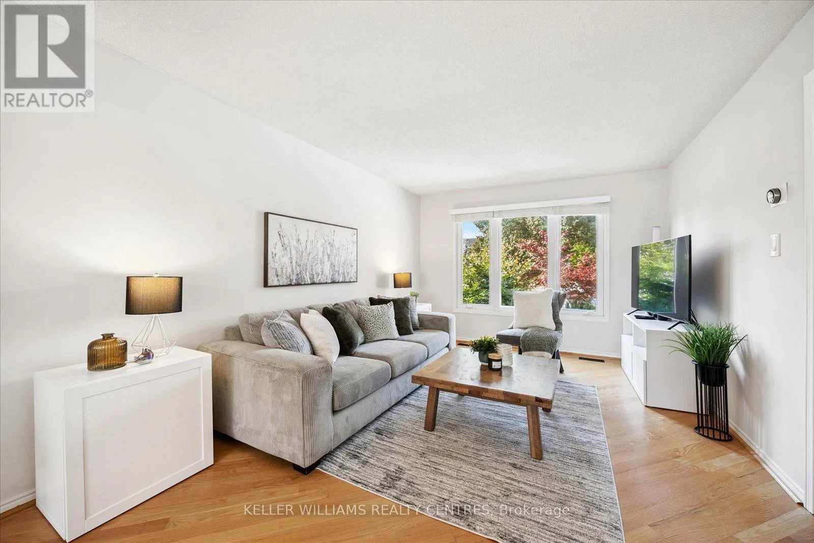 47 WHITBURN CRESCENT