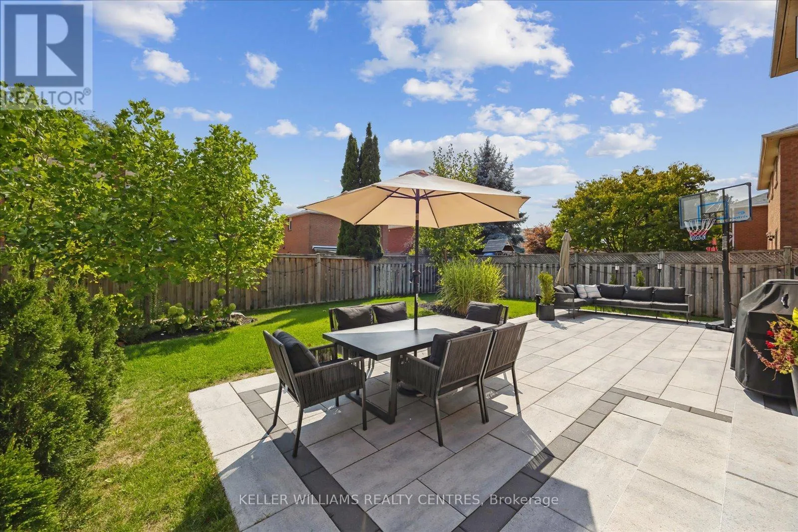 47 WHITBURN CRESCENT