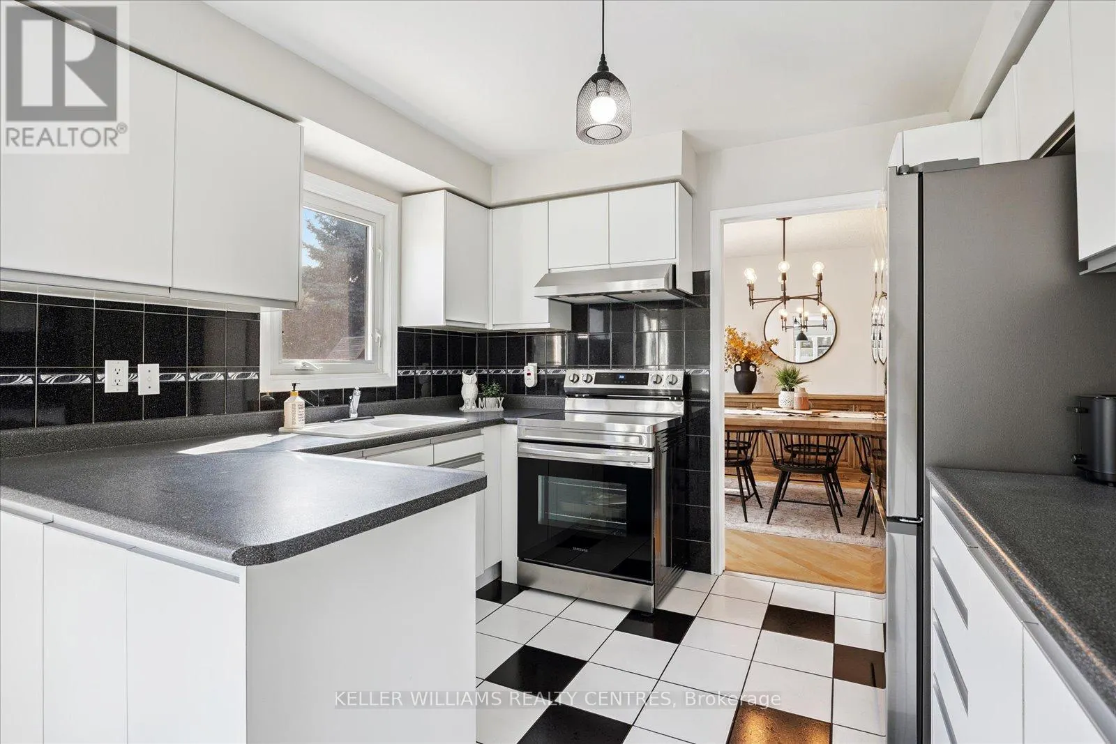 47 WHITBURN CRESCENT
