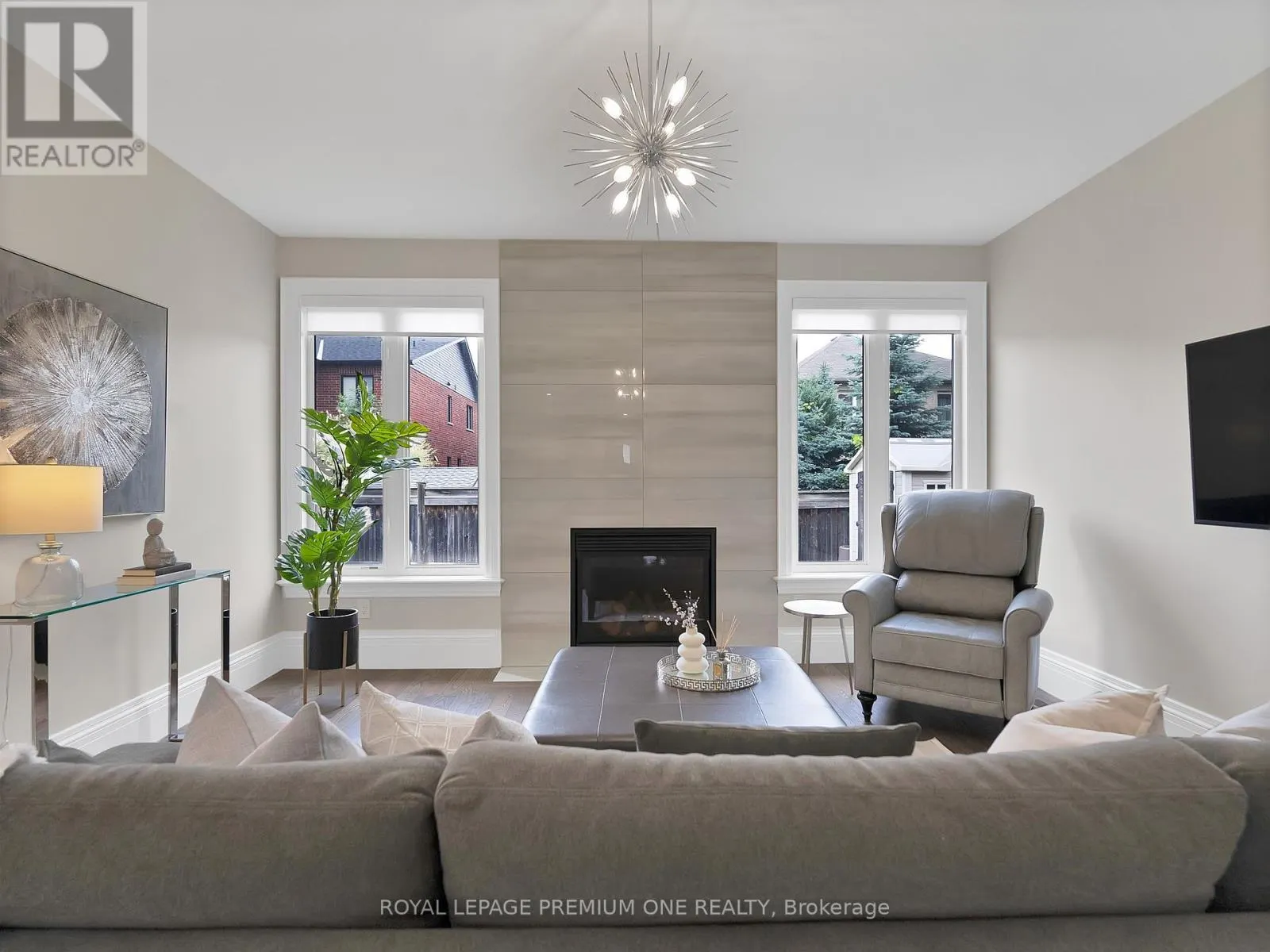 163 TONNER CRESCENT