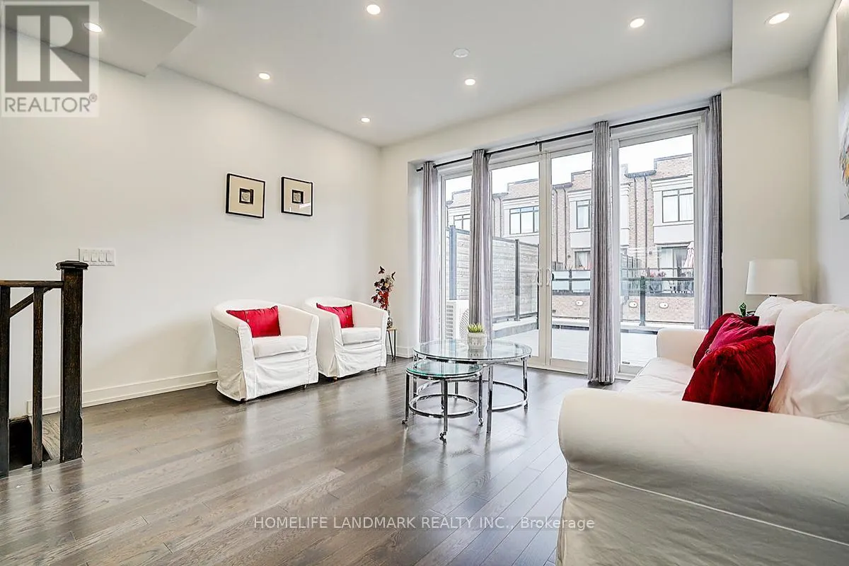 165 SALTERTON CIRCLE