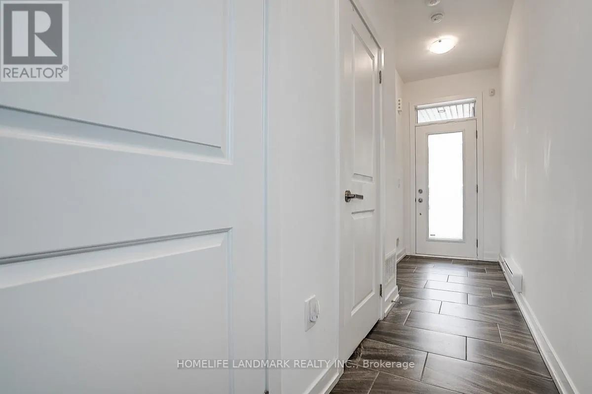 165 SALTERTON CIRCLE