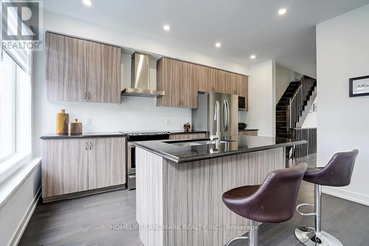 165 SALTERTON CIRCLE