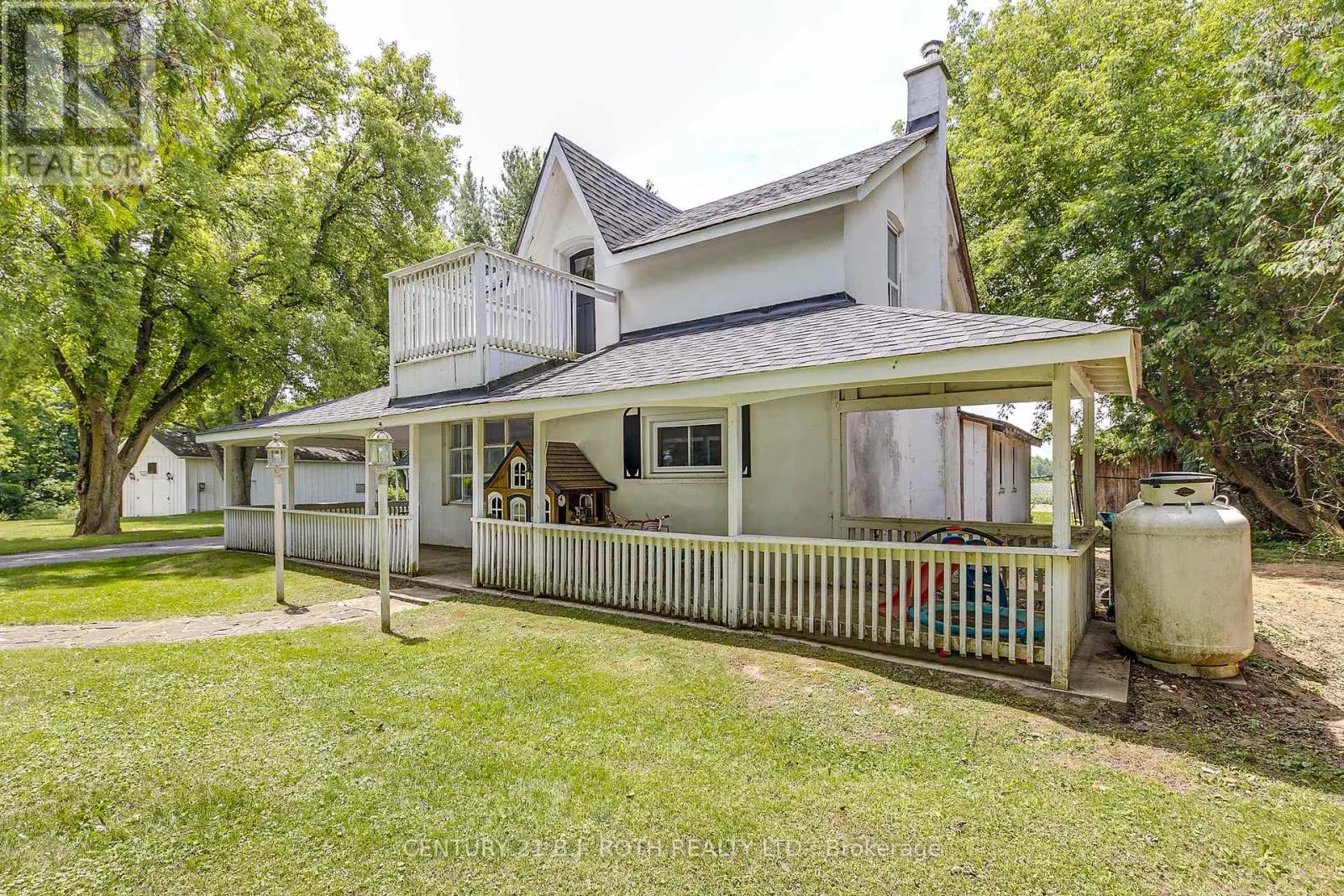 17 DENNEY DRIVE