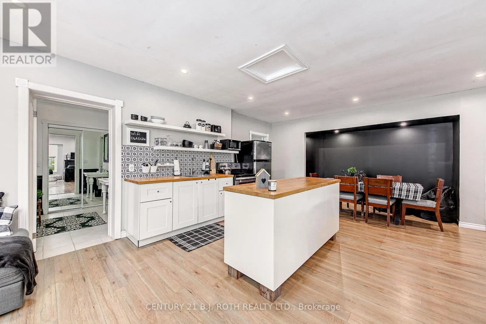 17 DENNEY DRIVE