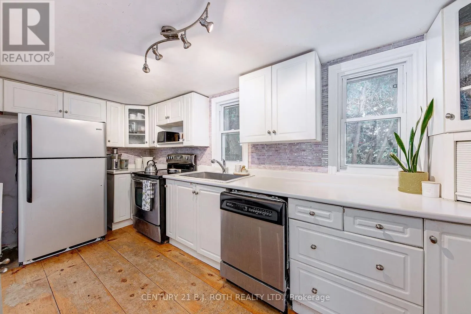 17 DENNEY DRIVE