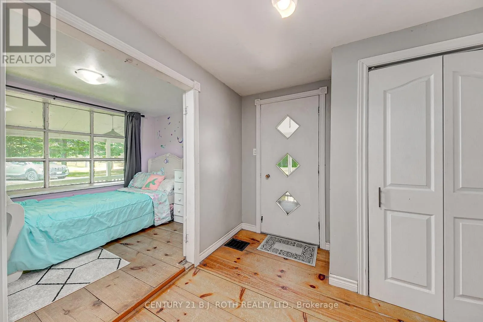 17 DENNEY DRIVE