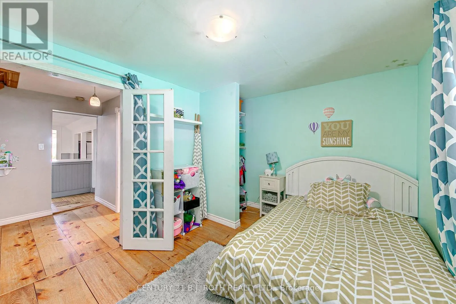 17 DENNEY DRIVE