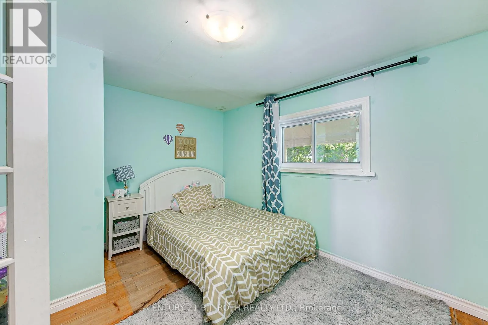 17 DENNEY DRIVE