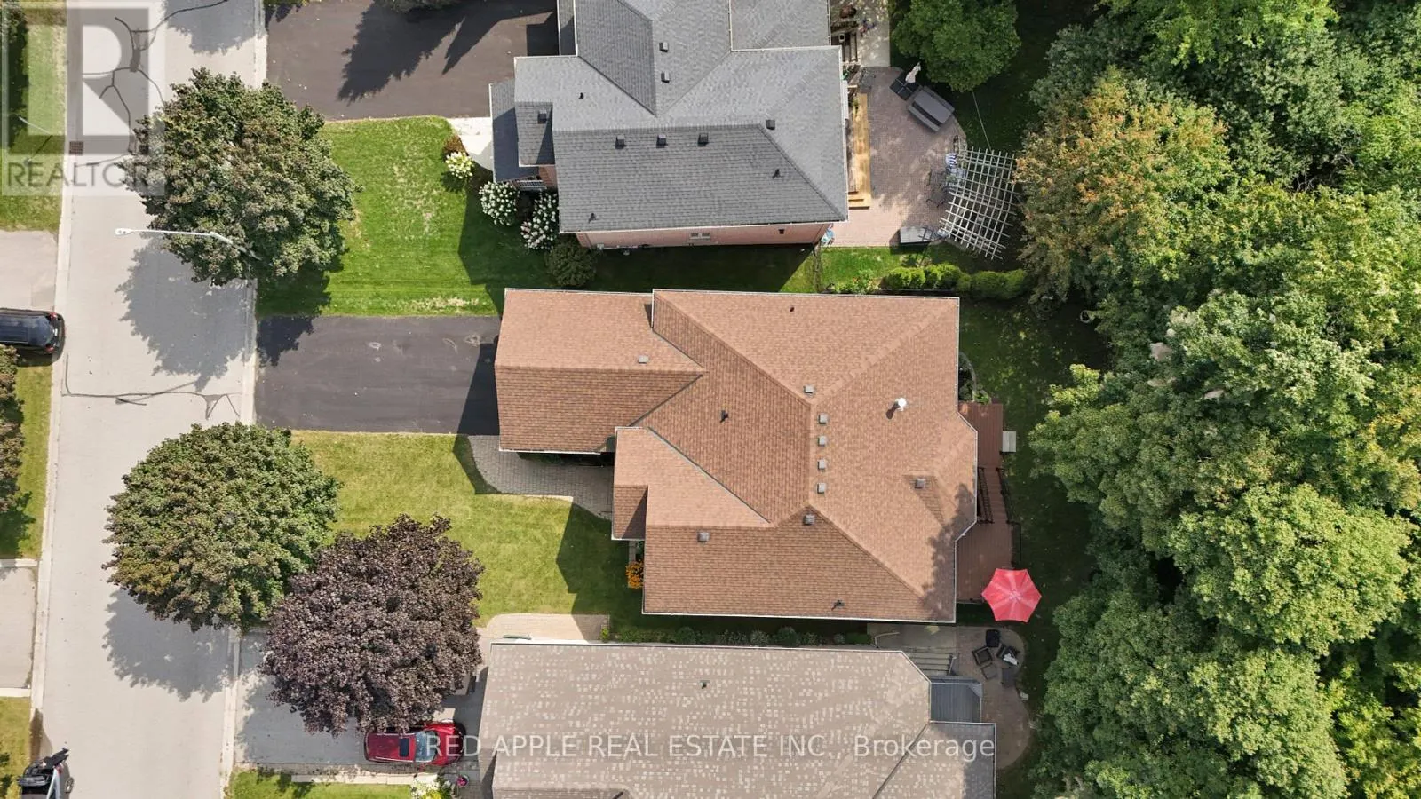 9 SUTHERLAND AVENUE