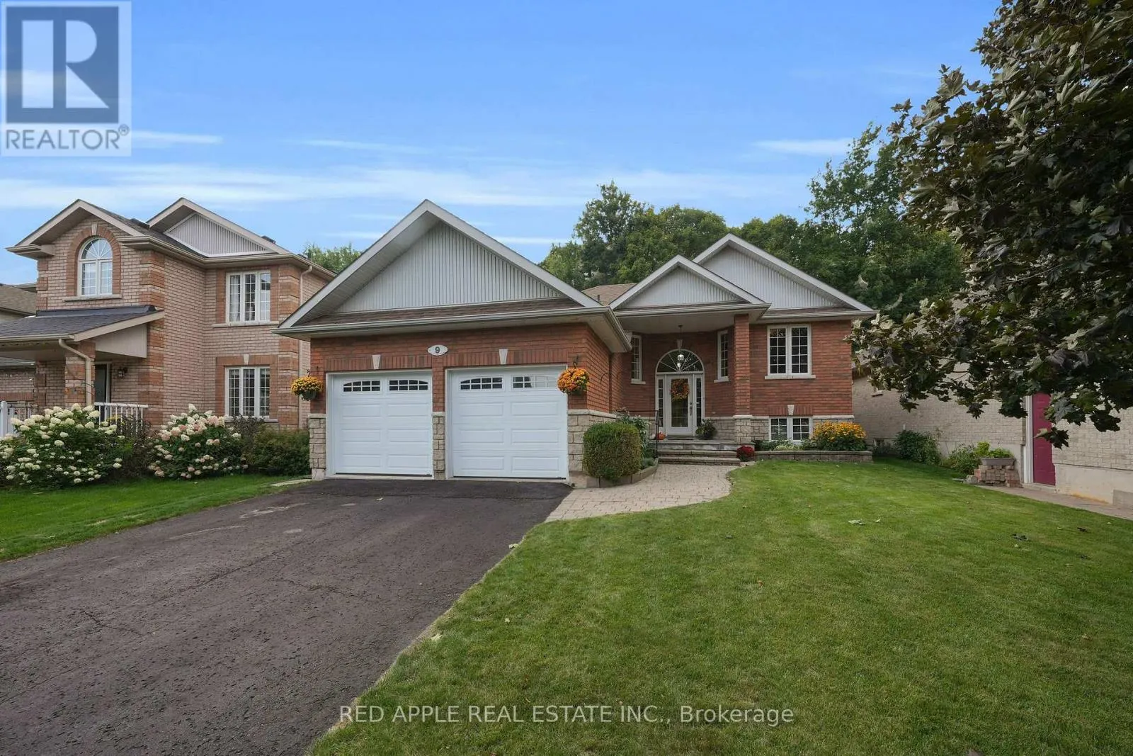 9 SUTHERLAND AVENUE