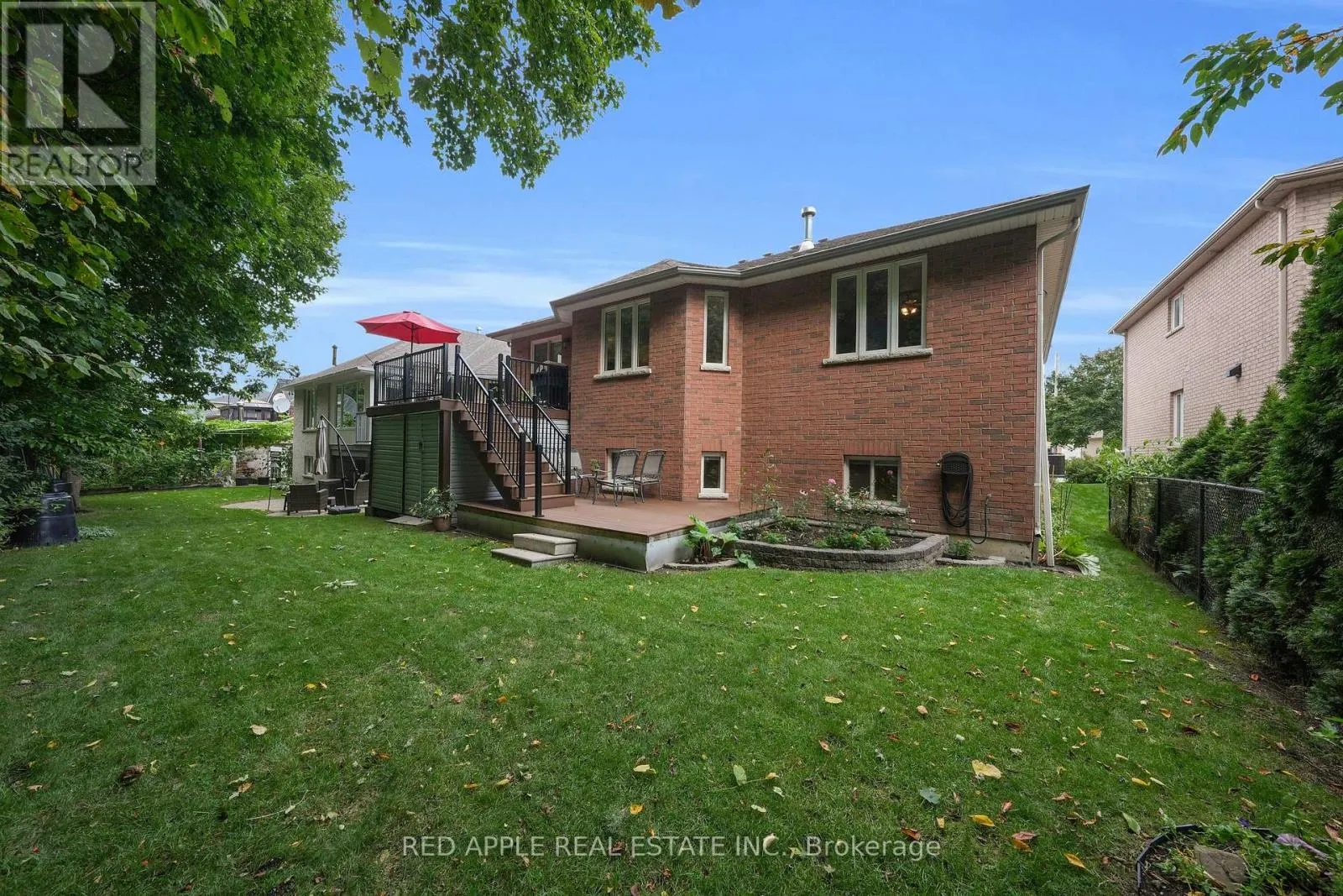 9 SUTHERLAND AVENUE