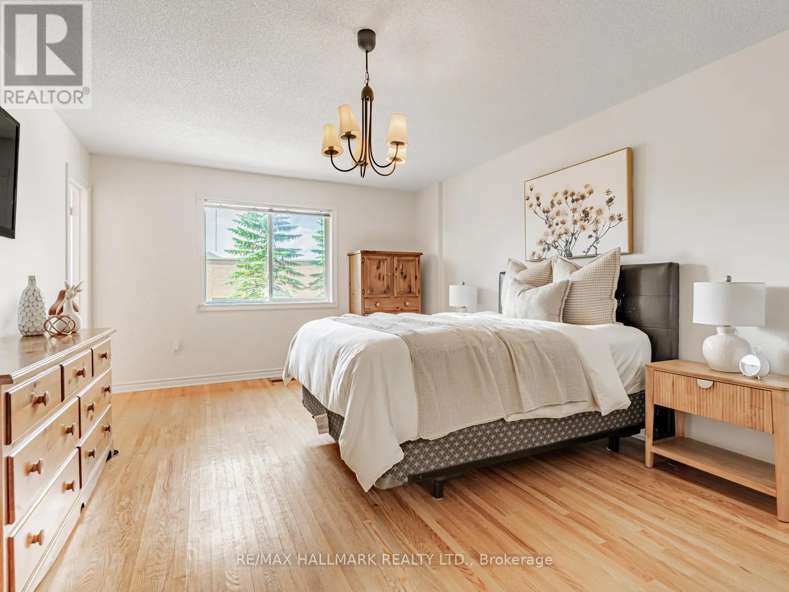 52 MISTLEFLOWER COURT