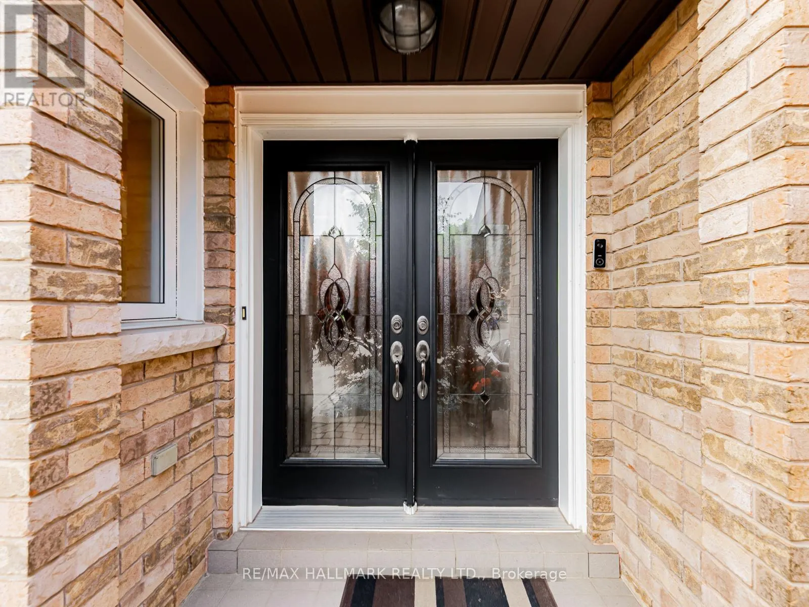 52 MISTLEFLOWER COURT